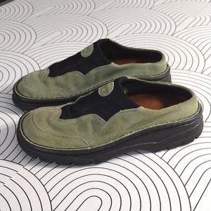 $5 Deal Helix slip on shoes